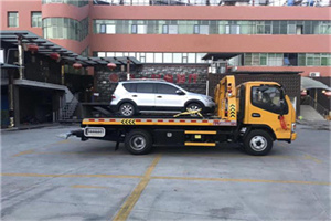 巴彦淖尔汽车紧急补胎换胎救援