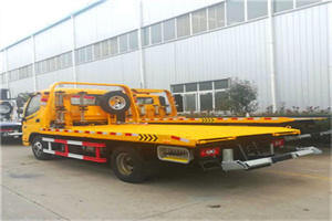 巴彦淖尔附近拖车救援搭电